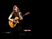 「＜ライブレポート＞リサ・ローブ、時代を越えて愛されるキュートな歌姫に魅了された夜」1枚目/3