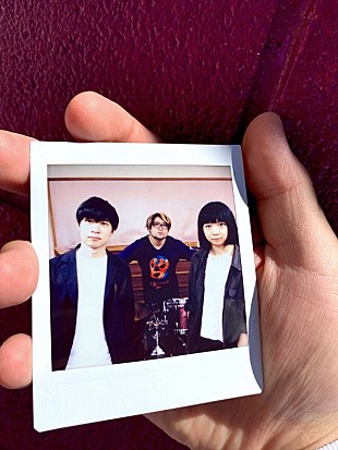 「Base Ball Bear、9月4日に最新EP『Grape』配信　リード曲「いまは僕の目を見て」のMVも公開」