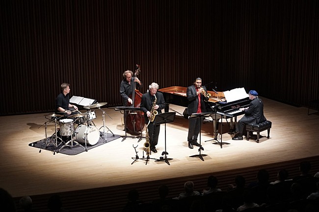 「〈コラム〉結成35周年記念ジャパン・ツアーを目前に控えた「マンハッタン・ジャズ・クインテット（MJQ）」その歩みと魅力に迫る」1枚目/3