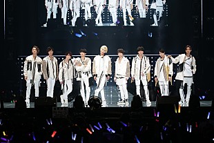 「【TGC】Snow Man、個性溢れるウォーキングとアクロバティックなパフォーマンスでオフィシャルソングを含む3曲を披露」