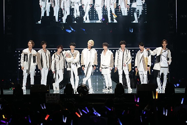 「【TGC】Snow Man、個性溢れるウォーキングとアクロバティックなパフォーマンスでオフィシャルソングを含む3曲を披露」1枚目/3