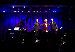 「大江千里　ニューヨークの名門ジャズクラブ、バードランド・シアターで新作『Hmmm』お披露目ライブ」