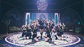 「IZ*ONE、新曲「Vampire」MVで美しいヴァンパイアとして“ヴァンパイアダンス”」1枚目/16