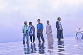 「THE ORAL CIGARETTES、ロザリーナ迎えた新曲の幻想的なMV公開」1枚目/4