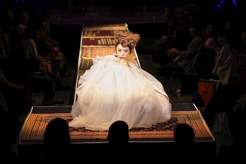 Chara、愛息HIMIのギター＆荒田洸（WONK）のドラムで一日限りの「BUNKASAI」