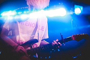 「秋山黄色、1stワンマンライブで追加公演を発表」