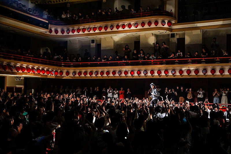 山崎まさよし、Hilcrhyme、三浦祐太朗、日本最古の劇場京都“南座”初の音楽イベントで観客を魅了