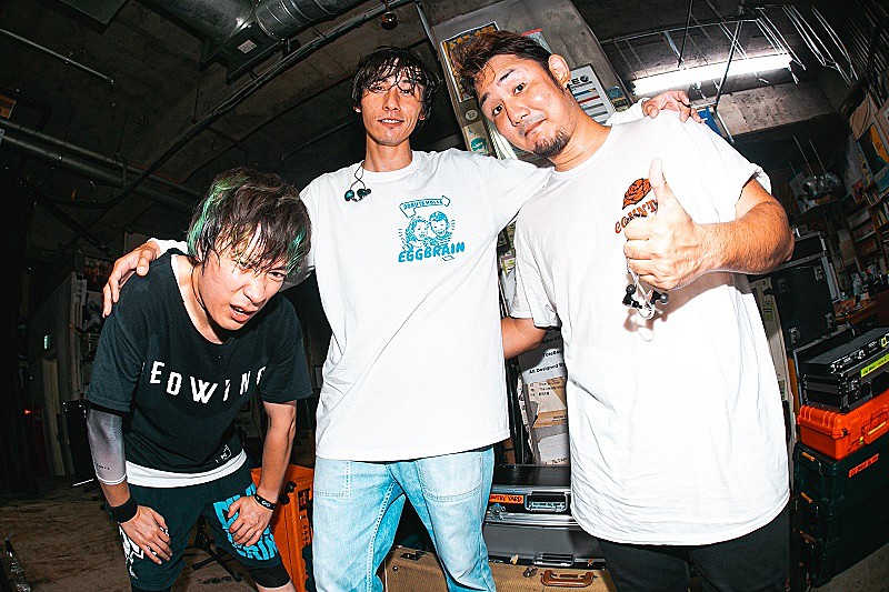 ＜ライブレポート＞EGG BRAINが自主企画イベント【卵戦争】を東京で初開催　アルバムリリースも発表