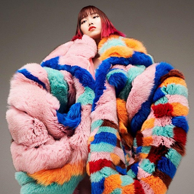 「SEVENジャケット写真_通常」4枚目/4