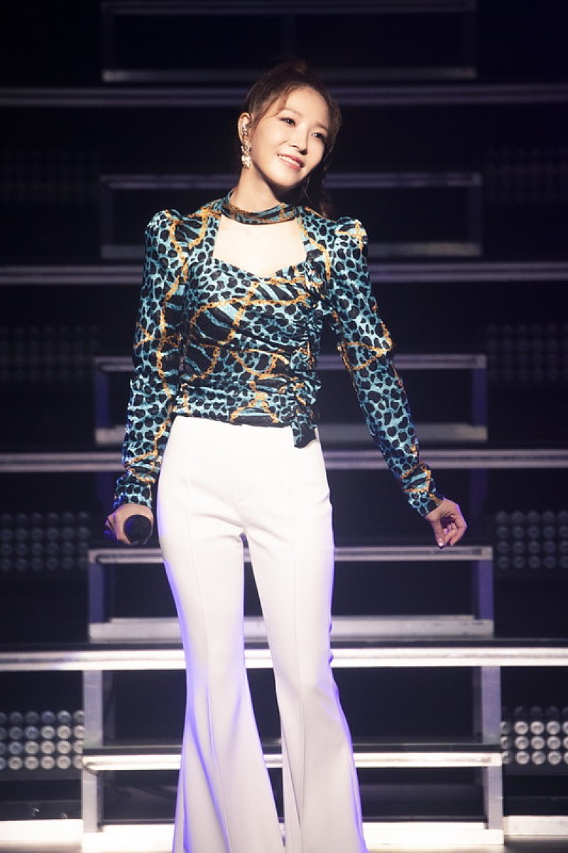 BoA、全国ホールツアーファイナルでアカペラ披露 