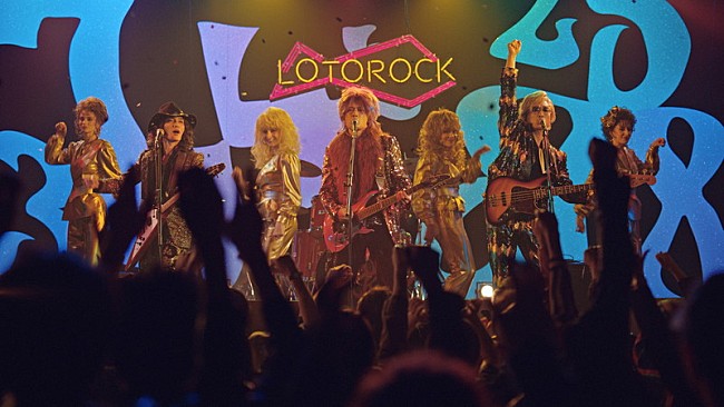 「稲垣吾郎、草なぎ剛、香取慎吾、バンド編成でロック＆ヘヴィメタ＆テクノポップをパフォーマンス」1枚目/9