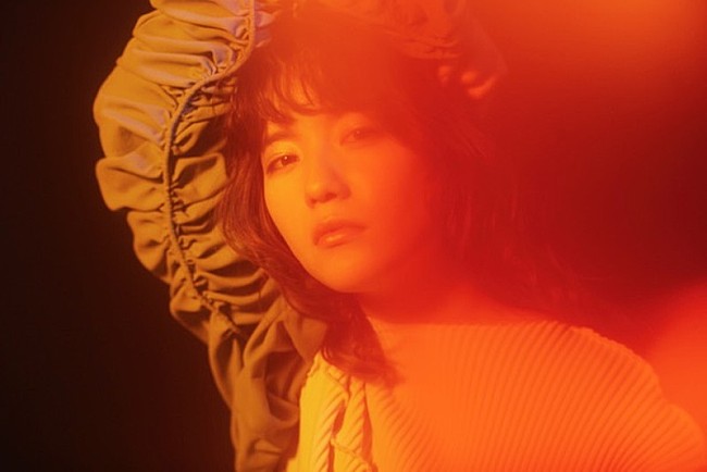 「SHE IS SUMMER、竹内アンナと2マンライブ開催決定」1枚目/3