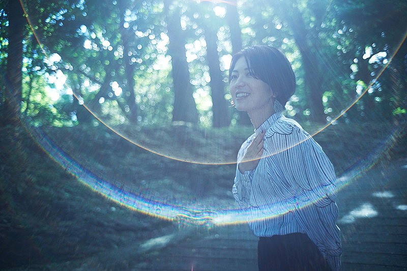 熊木杏里、青春の切なさをバンドサウンドで表現「風船葛」MV＆新ALライナーノーツを公開 