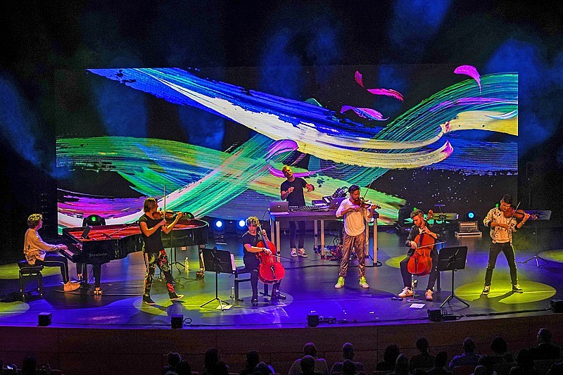 「ライブ写真: See The Moment - Keep The Moment」3枚目/3