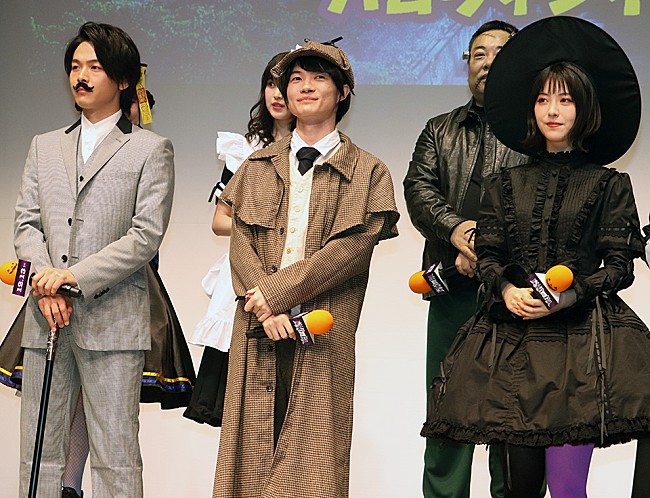 「神木隆之介、ハロウィ－ンコスプレに満足　浜辺美波、映画で土俵入りを披露」1枚目/1