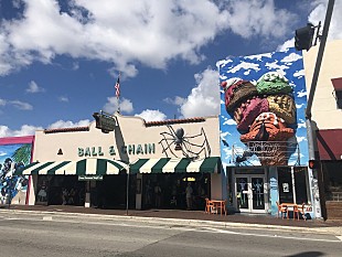 「オルケスタ・デ・ラ・ルスのツアーで初めて訪れたリトルハバナ＜マイアミ・レポート＞」