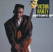 「『11月11日はなんの日？』元ウェザー・リポートのスーパーベーシスト、ヴィクター・ベイリーの命日」1枚目/1