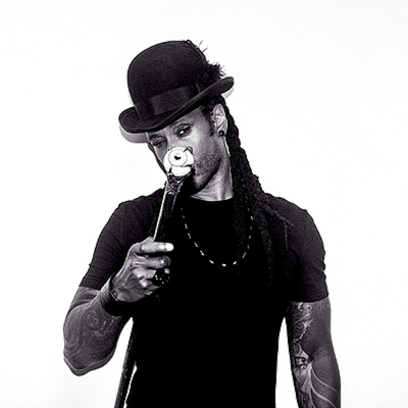 ザ・プロディジーのマキシム、最新ソロ・アルバムからの先行SG「Feel Good」MV公開