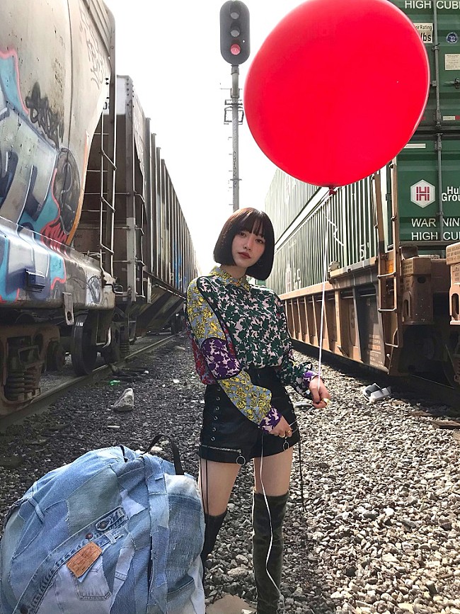 「吉田凜音、10代コラボ第一弾「I don’t look back」をクリスマスにリリース」1枚目/1