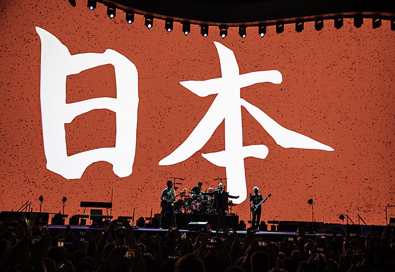 U2「Photo: ROSS STEWART」4枚目/8