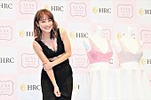 「鈴木奈々、バストのサイズアップ企画に成功　「夢のＣカップ！旦那さんを興奮させたい」」1枚目/1