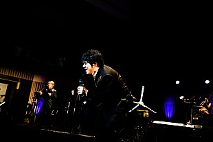 「ASKA初のバンド×ストリングス全国ツアーが京都で開幕　さらなる音楽の高みを見据えた渾身のステージ」