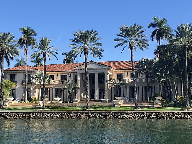 「ビスケーン湾をクルーズRich and Famous＜マイアミ・レポート＞」1枚目/1