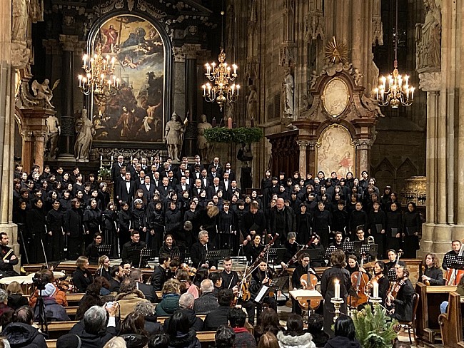 「西本智実 指揮　シュテファン大聖堂でのモーツァルト「レクイエム」K.626追悼演奏会　＜公演レポート＞」1枚目/1