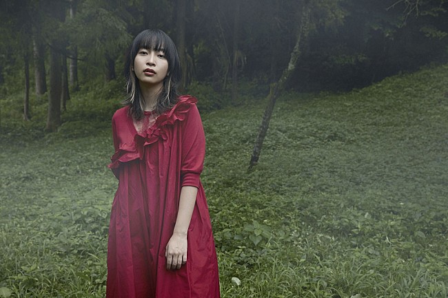 「ヒグチアイ、NakamuraEmiとのツーマン決定　本人コメントも到着」1枚目/2