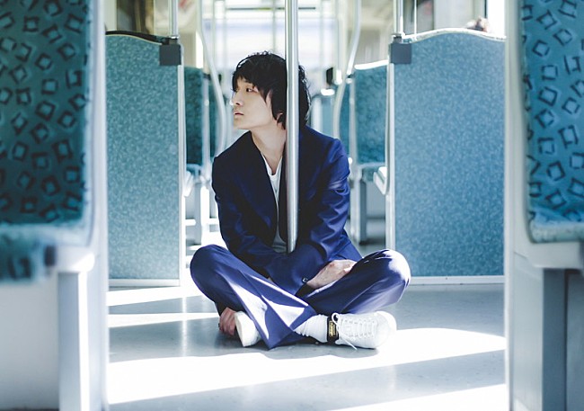 「石崎ひゅーい、アニメ『歌舞伎町シャーロック』第2クールED曲を担当」1枚目/2