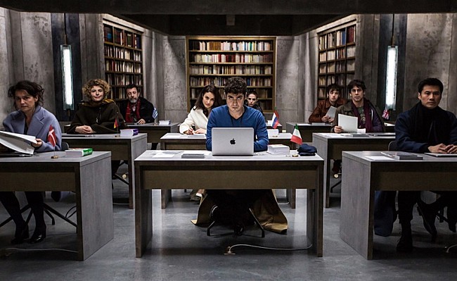 「（C）(2019) TRESOR FILMS – FRANCE 2 CINEMA - MARS FILMS- WILD BUNCH – LES PRODUCTIONS DU TRESOR - ARTEMIS PRODUCTIONS」4枚目/16