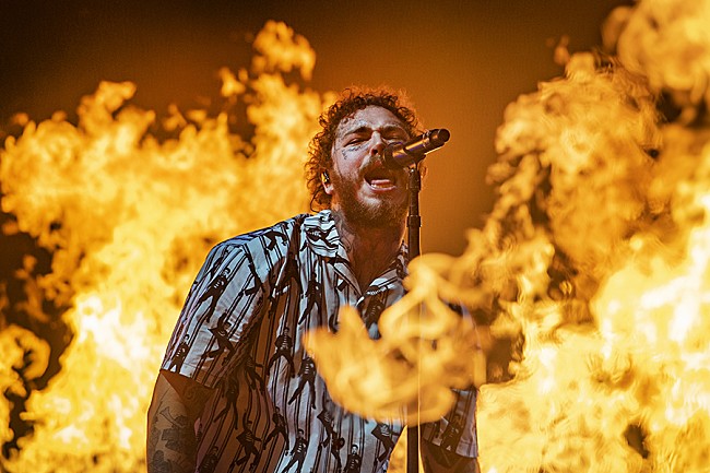 「ポスト・マローン、カラオケでパンテラを熱唱」1枚目/1