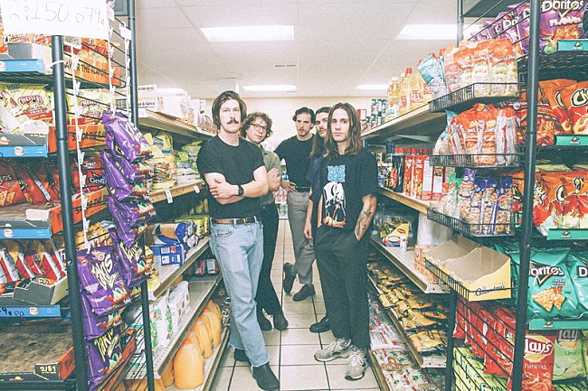 「＜インタビュー＞ポスト・アニマル、バンドスタイル/最新アルバムを語る  『ストレンジャー・シングス』俳優がサプライズ出演したライブ写真も掲載」1枚目/13