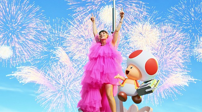 「ギャランティスとチャーリーXCXがコラボ　USJにオープンの『SUPER NINTENDO WORLD』MVが公開」1枚目/6