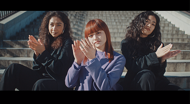 「iri、多幸感に包まれた新MV「24-25」本人の和やかな表情も収録」1枚目/5