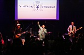 「＜ライブレポート＞ヴィンテージ・トラブル、オープニングから興奮の坩堝に包まれた大阪公演をレポート」1枚目/9