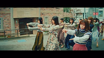 日向坂46、4thシングル表題曲「ソンナコトナイヨ」MVが解禁 | Daily