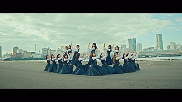 日向坂46、4thシングル表題曲「ソンナコトナイヨ」MVが解禁 | Daily