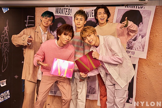 「超特急、連載アーカイヴブック『Virgin Express』出版記念イベントでみんな笑顔」1枚目/11