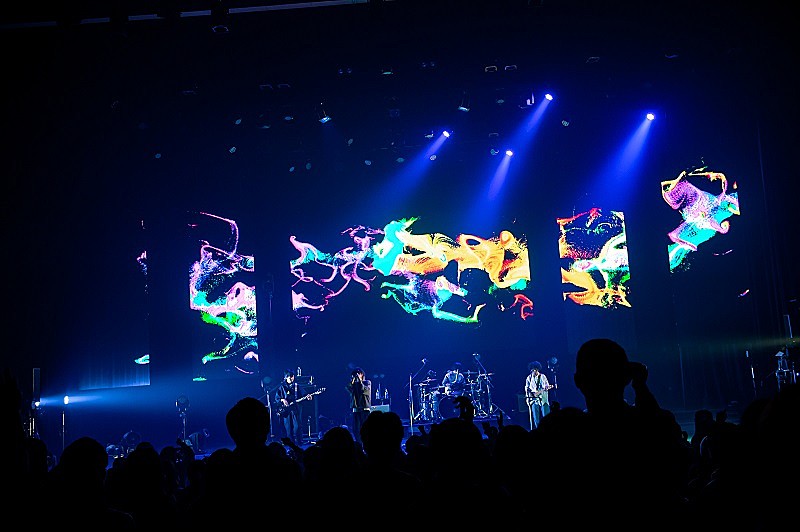 	【uP!!!NEXT 須田景凪～晩翠～ powered by au 5G】のライブ映像演出に「5G」でリアルタイム参加 