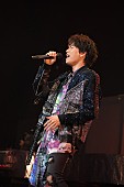 「山崎育三郎、“タイムトラベル”がテーマのツアー東京公演で観客を魅了」1枚目/8