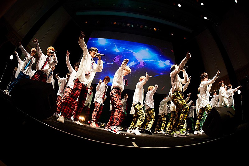 総勢43人の次世代ダンス＆ボーカルグループ、VOYZ BOYが念願のCDデビューへ