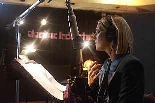 「セリーヌ・ディオン、「Spotify Singles」でクリス・アイザックをカバー」