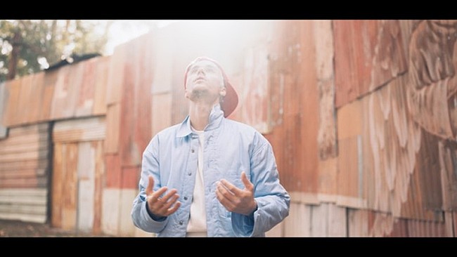 「ジャスティン・ビーバー、Apple Music限定MVの第3弾公開「僕の人生に意味を持つ実際の場所で撮影した」」1枚目/2