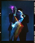 「アヴァランチーズ、リヴァース・クオモ参加の新曲「ランニング・レッド・ライツ」をリリース」1枚目/2