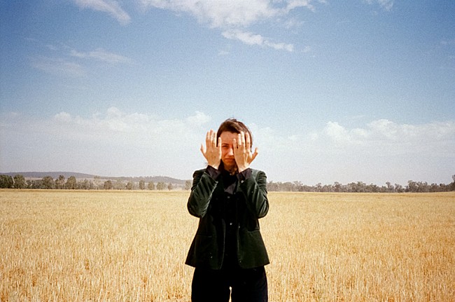 「医療業務に戻った豪SSW、ゴーディ（GORDI）がニューアルバム発売」1枚目/2