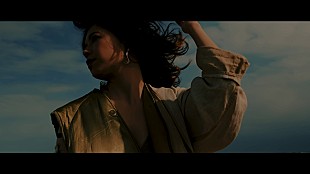 「大比良瑞希「ムーンライトfeat.七尾旅人」MV公開、アルバム『IN ANY WAY』詳細判明」