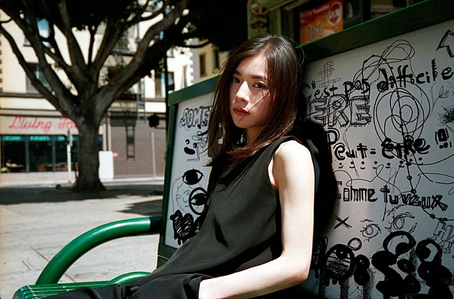 「milet、AL収録曲「STAY」先行配信開始＆MV公開」1枚目/7