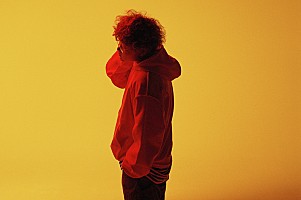 Vaundyの新シングル配信リリース、「みなさんにとって灯火のような存在