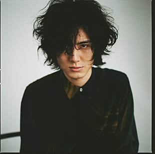 「藤井 風、MVメイキング映像を公開＆ピアノ弾き語り配信第2弾が決定」